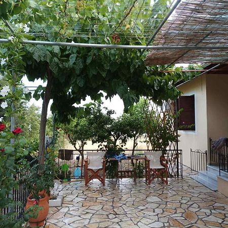 Calm house in Sivros village, Lefkada Buitenkant foto